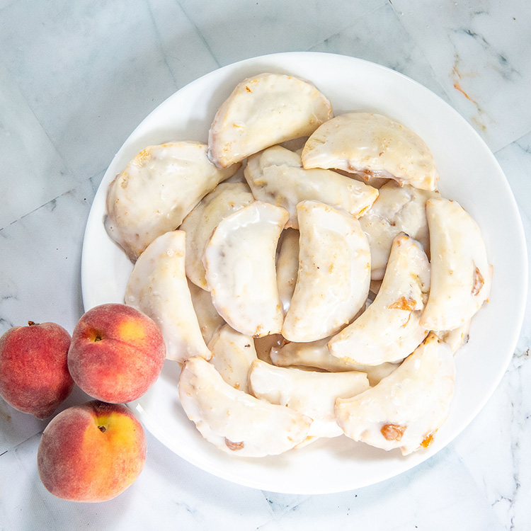 Mommy & Me: Mini Peach Pies